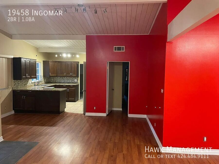 Charming 2 Bedroom Home in Reseda with Bonus Room. property image