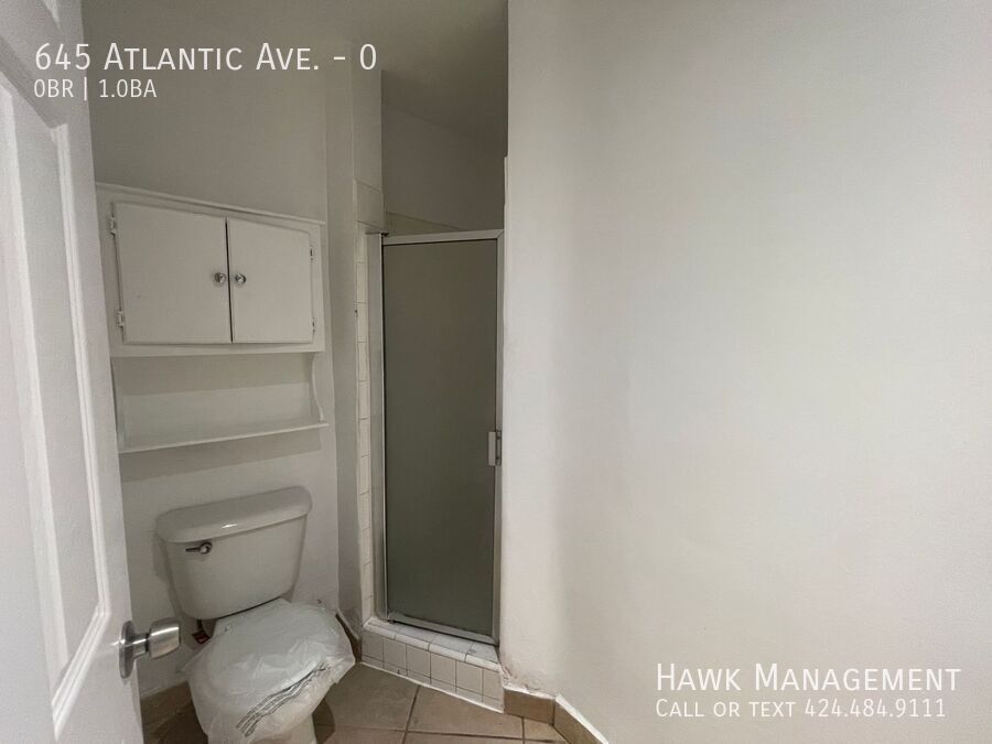 Cozy & Private Studio with Attached Garage – Heart of Long Beach property image