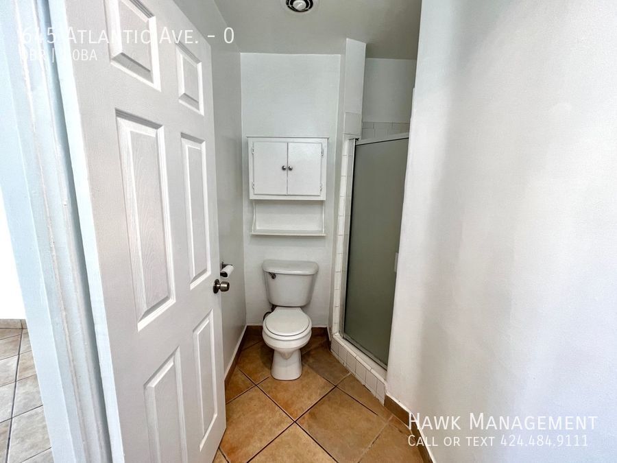 Cozy & Private Studio with Attached Garage – Heart of Long Beach property image