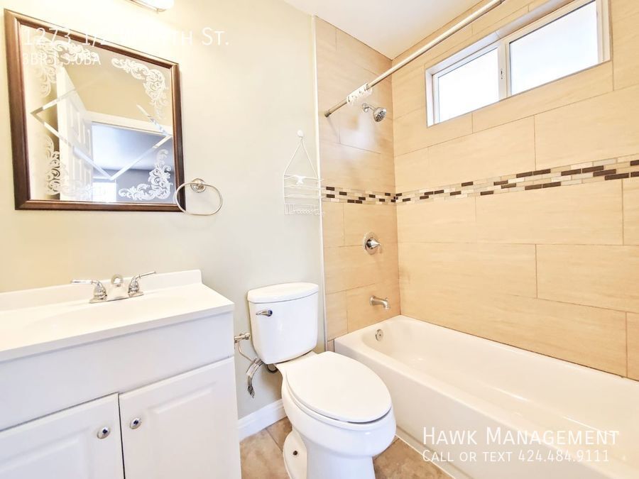 Prime USC-Adjacent 3-Bed/3-Bath Modern Home – Your Perfect LA Student or Family Retreat! property image