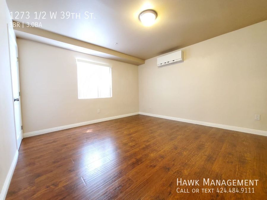 Prime USC-Adjacent 3-Bed/3-Bath Modern Home – Your Perfect LA Student or Family Retreat! property image