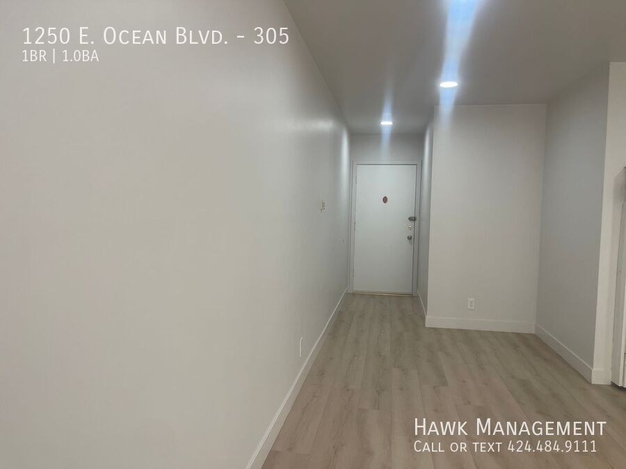 Beach at Your Door | Renovated Ocean Blvd Unit- 2 Weeks Rent Free - HUGE PRICE REDUCTION!!!! property image