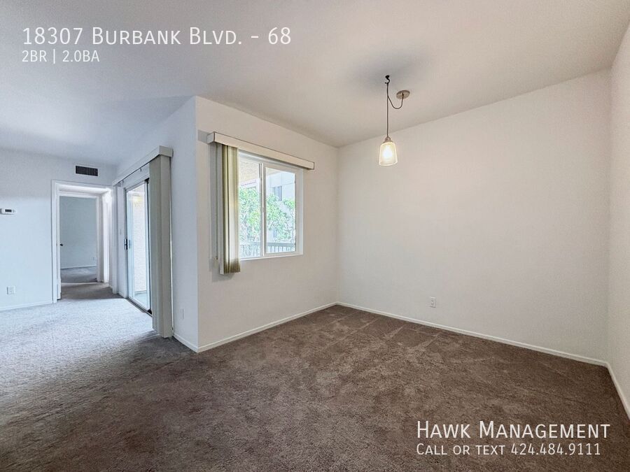 Stunning Top-Floor 2-Bedroom, 2-Bath Condo in Tarzana! property image