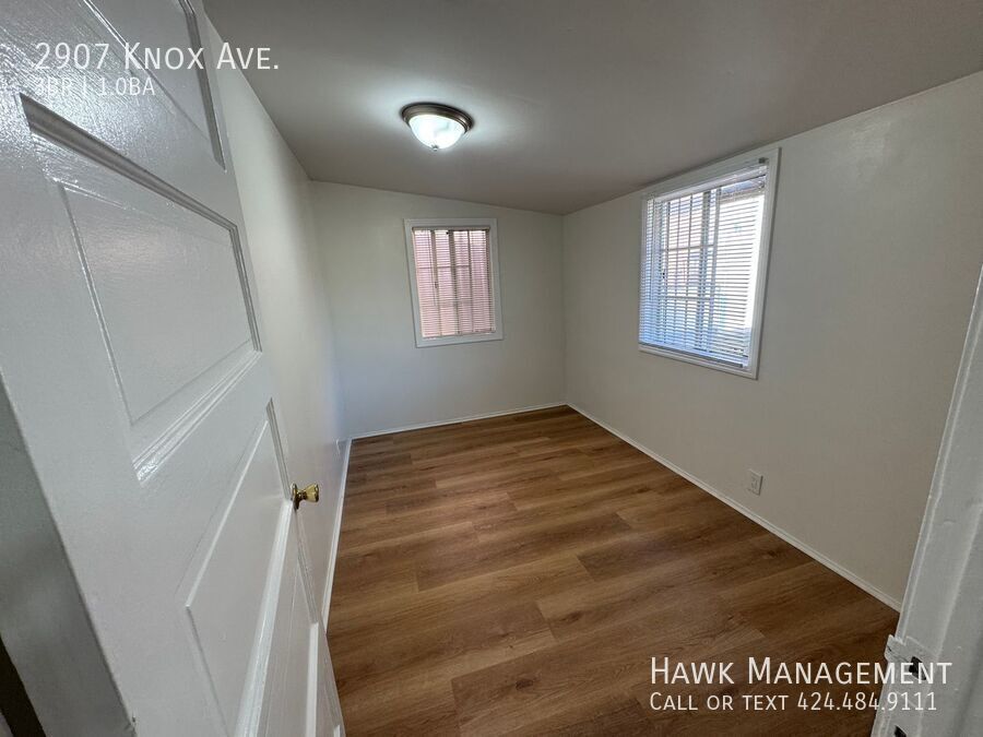 Charming 3-Bedroom Vintage Bungalow in Trendy Atwater Village property image