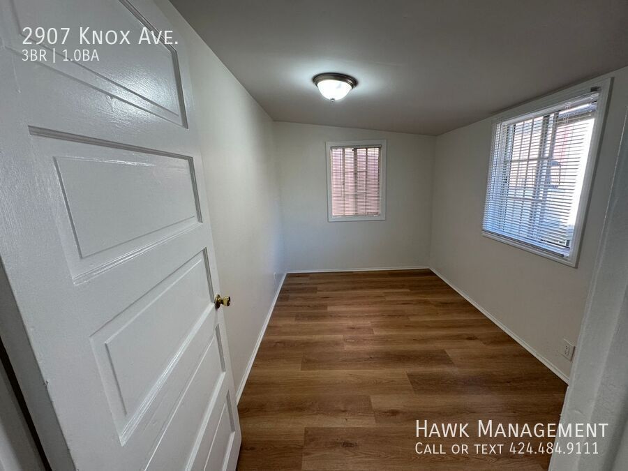 Charming 3-Bedroom Vintage Bungalow in Trendy Atwater Village property image