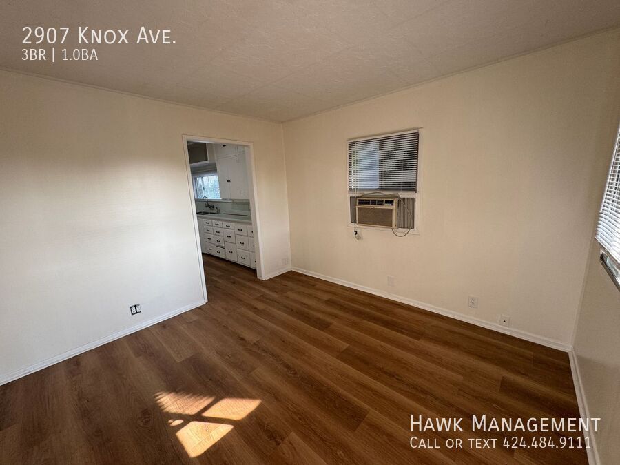 Charming 3-Bedroom Vintage Bungalow in Trendy Atwater Village property image