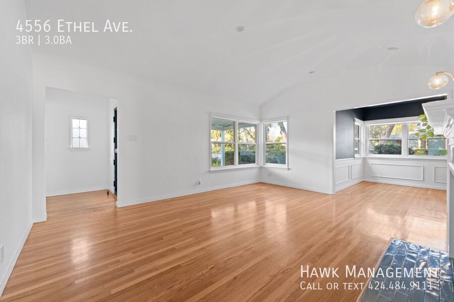 Charming Updated 3BD/3BA Ranch with Private Pool | Prime Studio City Corner Lot property image