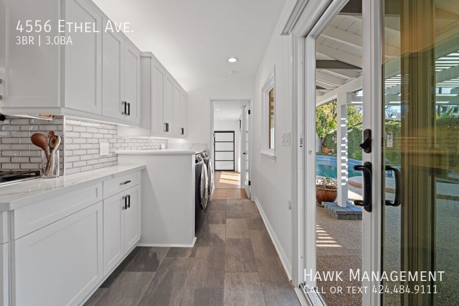 Charming Updated 3BD/3BA Ranch with Private Pool | Prime Studio City Corner Lot property image