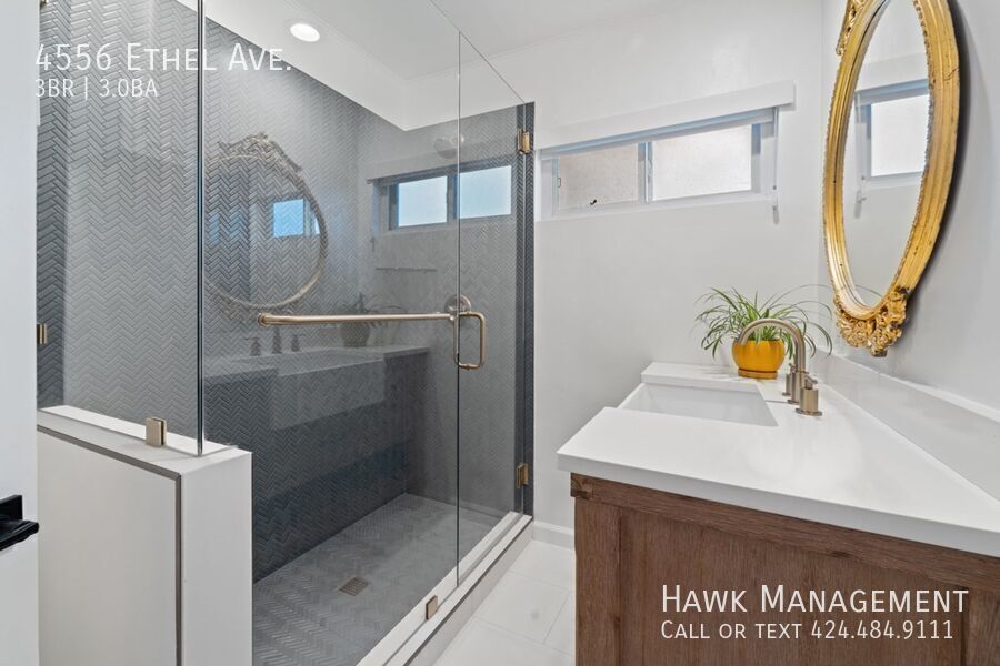 Charming Updated 3BD/3BA Ranch with Private Pool | Prime Studio City Corner Lot property image