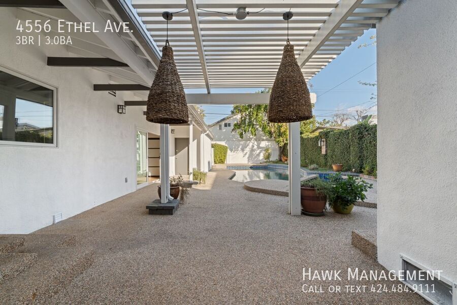 Charming Updated 3BD/3BA Ranch with Private Pool | Prime Studio City Corner Lot property image