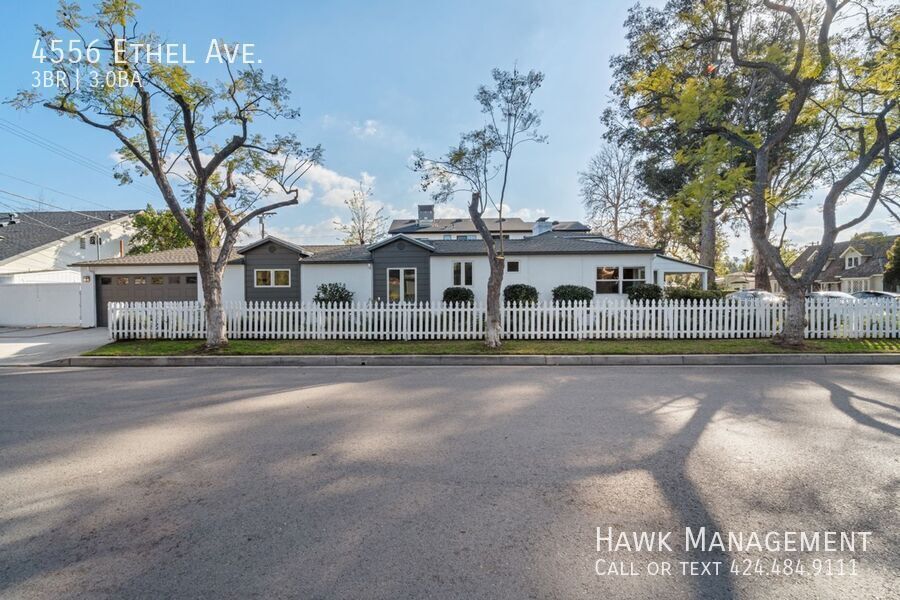 Charming Updated 3BD/3BA Ranch with Private Pool | Prime Studio City Corner Lot property image