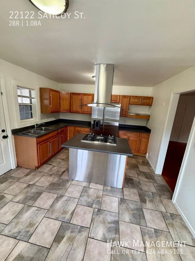 Move-in ready charmer in the heart of Canoga Park! property image