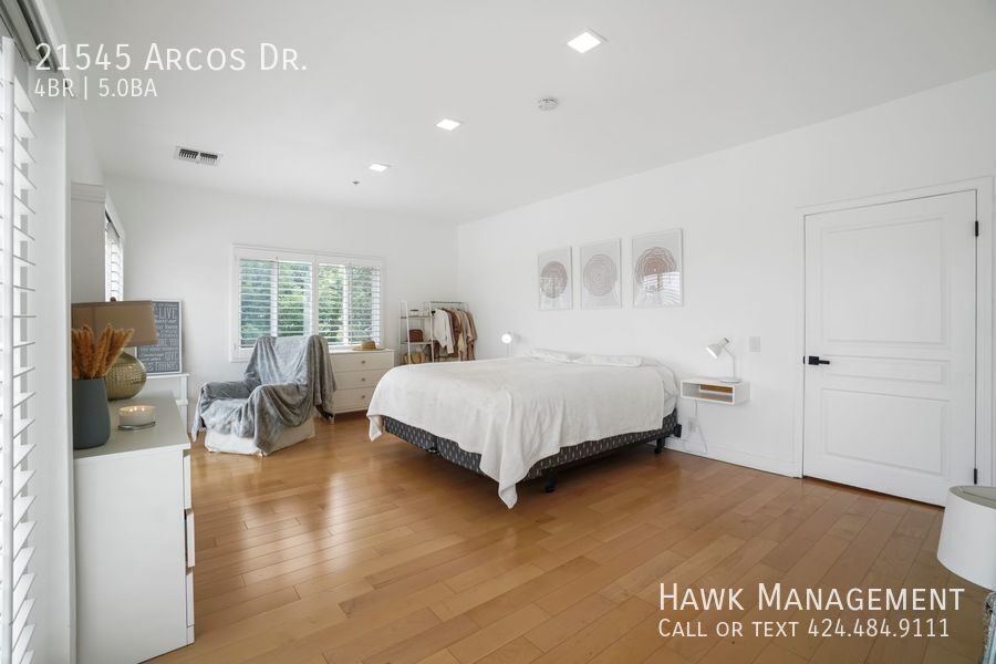 Luxury Living Awaits: Remodeled Woodland Hills Dream Home with Stunning Views! property image