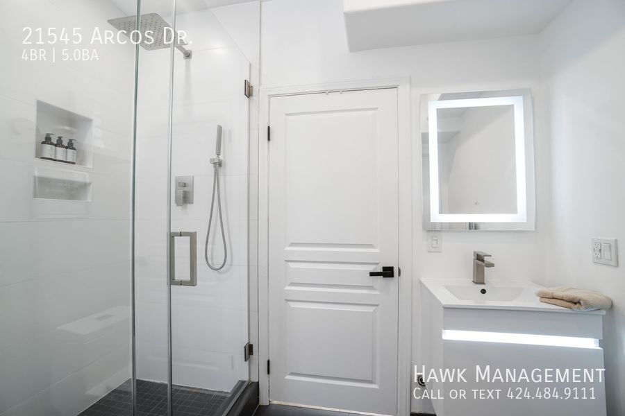 Luxury Living Awaits: Remodeled Woodland Hills Dream Home with Stunning Views! property image