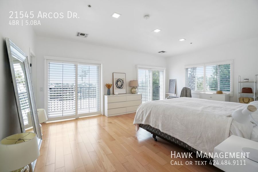 Luxury Living Awaits: Remodeled Woodland Hills Dream Home with Stunning Views! property image