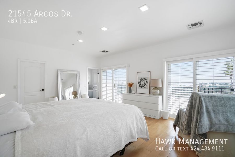 Luxury Living Awaits: Remodeled Woodland Hills Dream Home with Stunning Views! property image