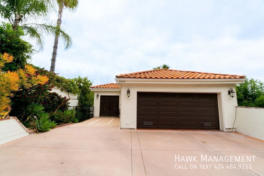 Luxury Living Awaits: Remodeled Woodland Hills Dream Home with Stunning Views! property image