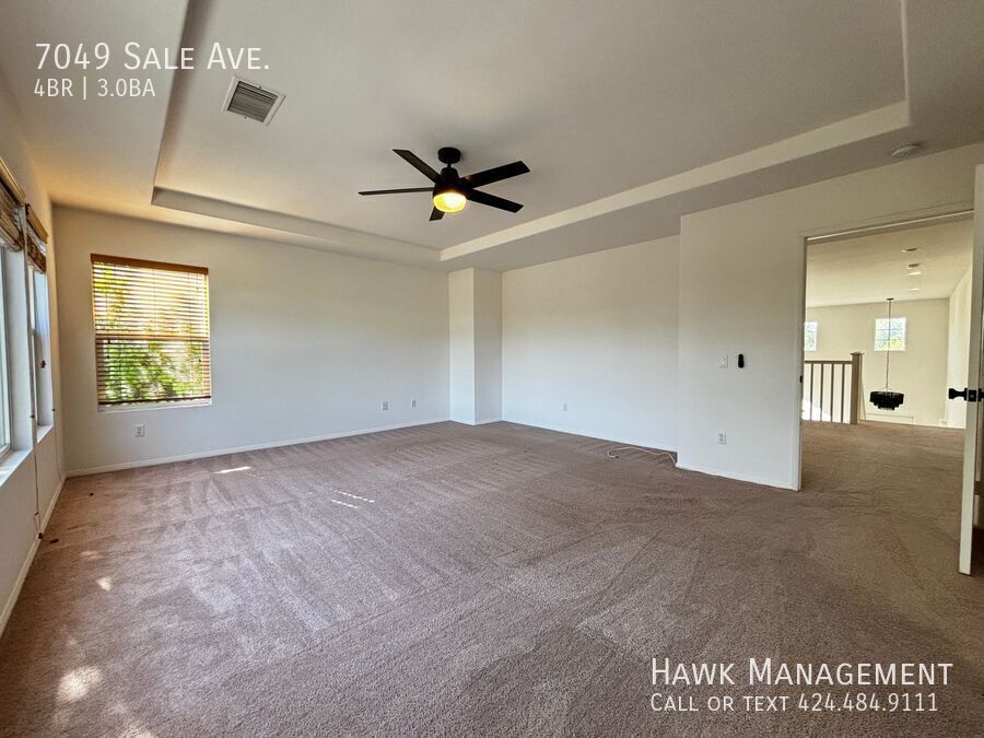 Beautiful 4 Bedroom Home Located in West Hills property image