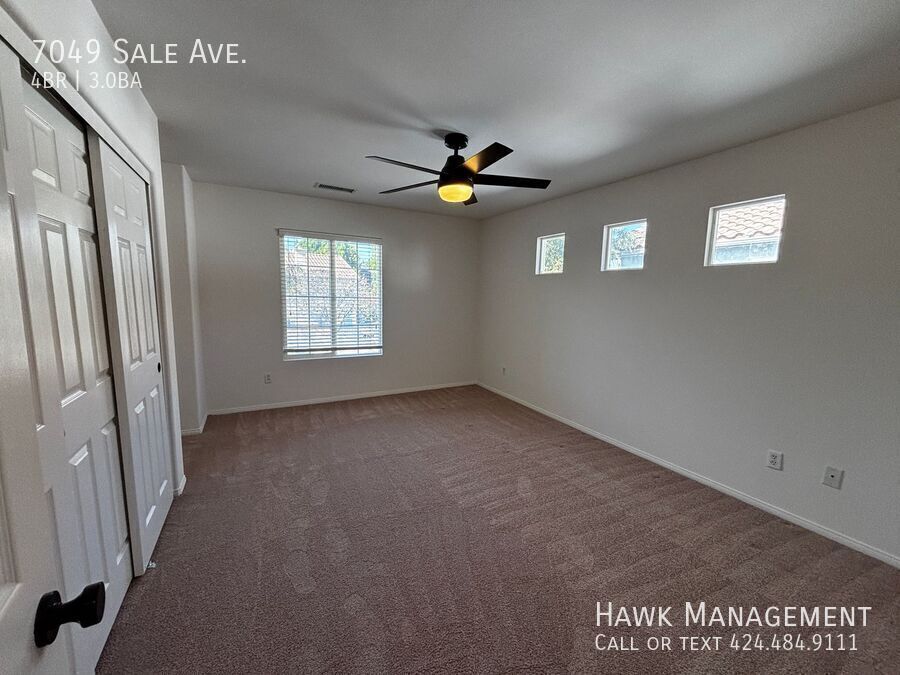 Beautiful 4 Bedroom Home Located in West Hills property image