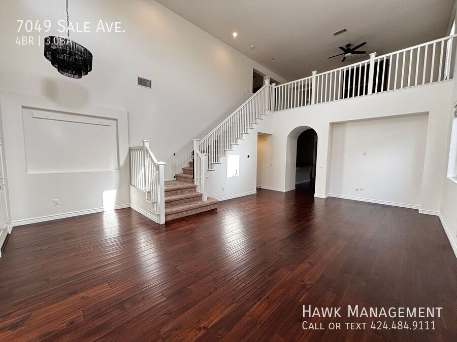 Beautiful 4 Bedroom Home Located in West Hills property image