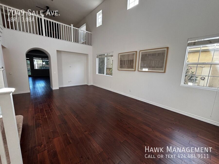Beautiful 4 Bedroom Home Located in West Hills property image