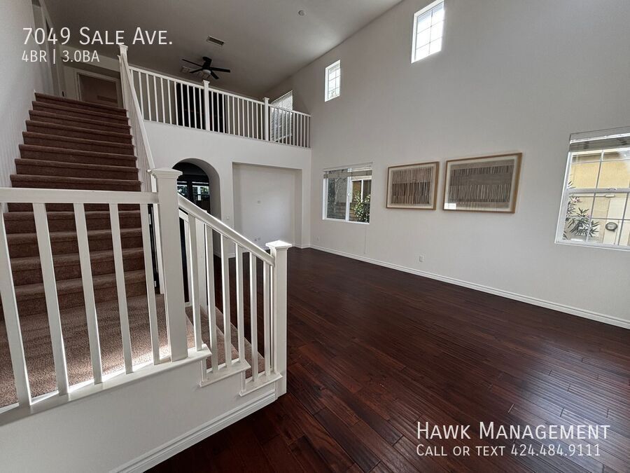 Beautiful 4 Bedroom Home Located in West Hills property image