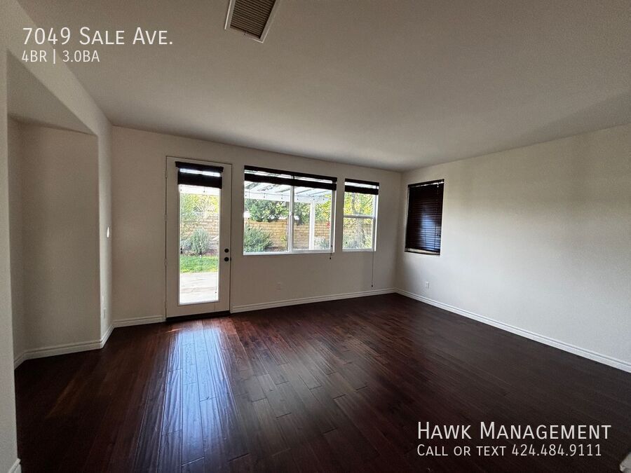 Beautiful 4 Bedroom Home Located in West Hills property image
