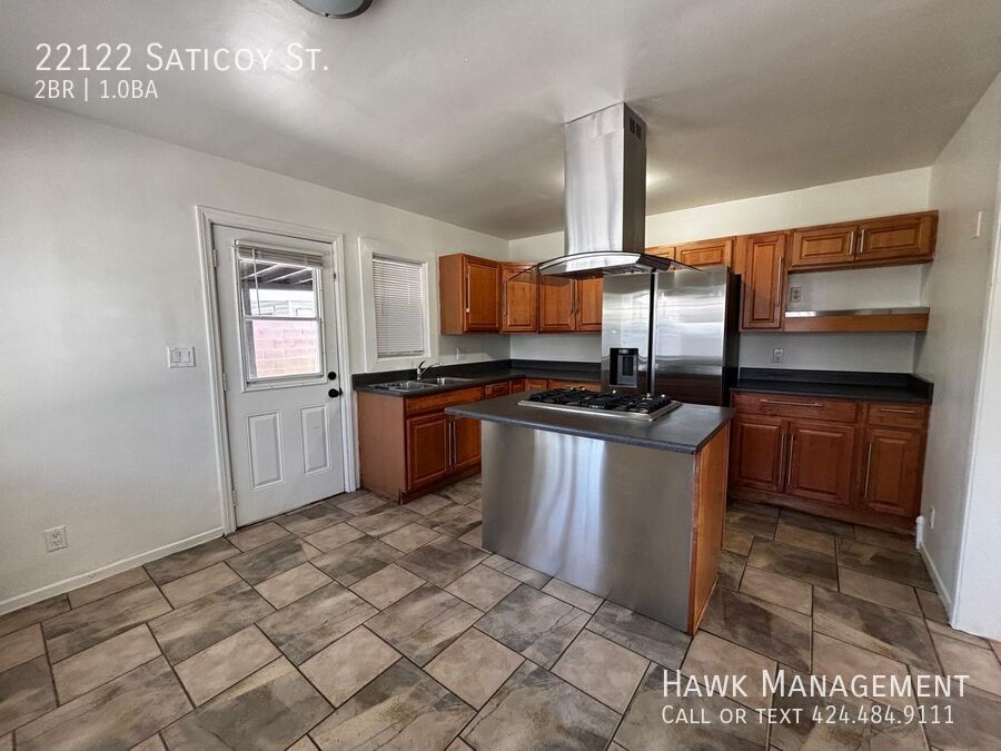 Move-in ready charmer in the heart of Canoga Park! property image