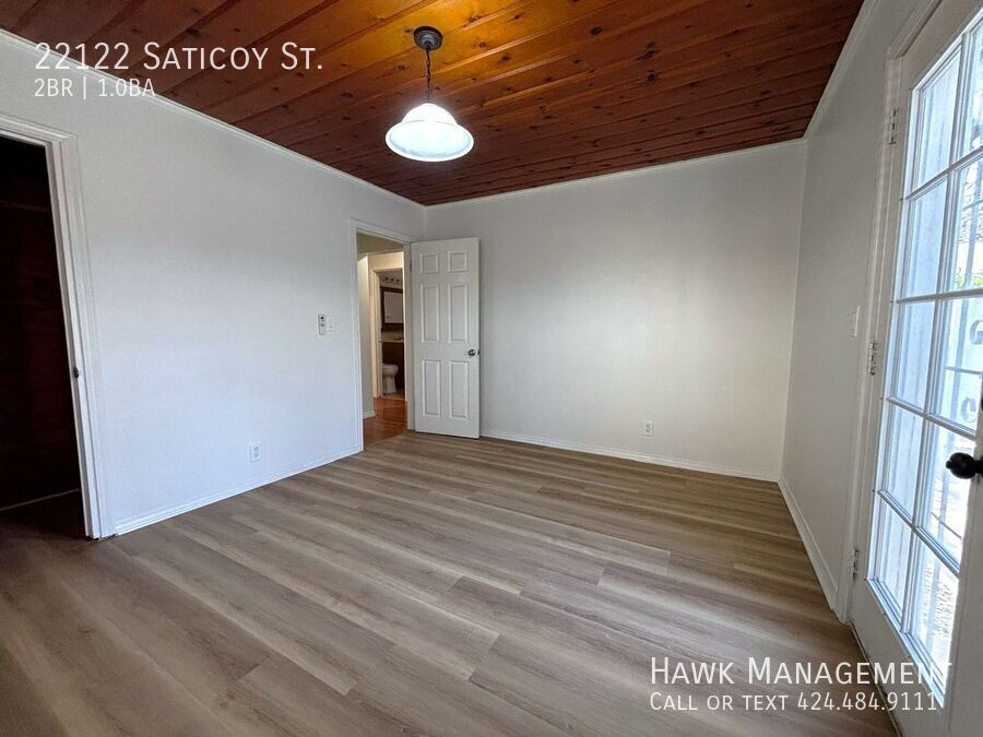 Move-in ready charmer in the heart of Canoga Park! property image