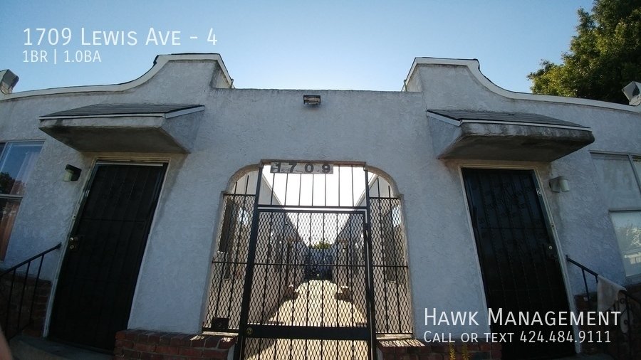 Cozy Small 1-Bedroom with NEW PAINT and lots of LIGHT in Long Beach! property image