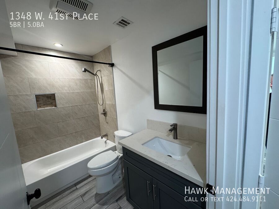Spacious 5 Bed | 5 Bath Home in Vibrant South LA property image