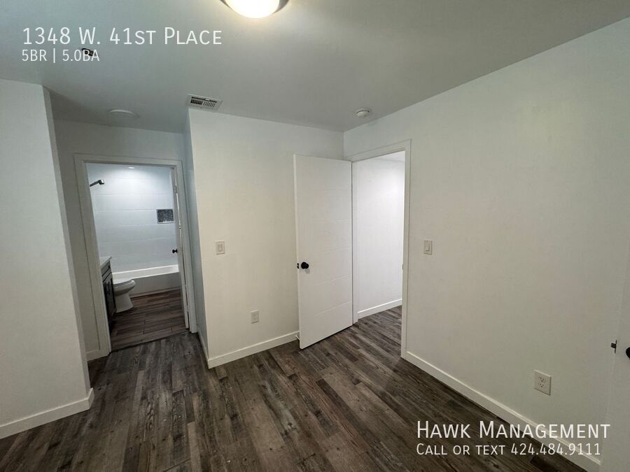 Spacious 5 Bed | 5 Bath Home in Vibrant South LA property image