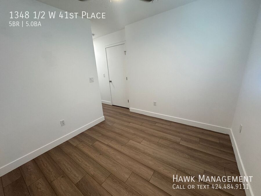 Spacious 5-Bedroom, 5-Bathroom at 1348 1/2 W 41st Place property image