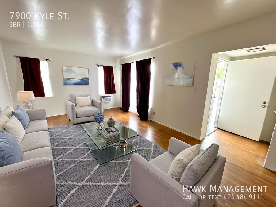 Great Single Family house in Sunland CA property image