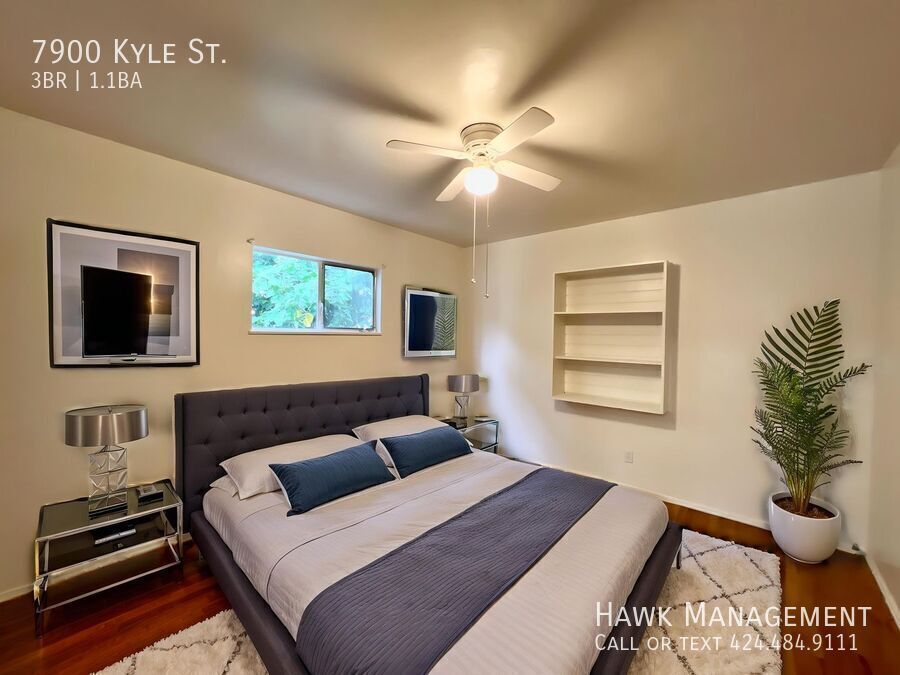 Great Single Family house in Sunland CA property image
