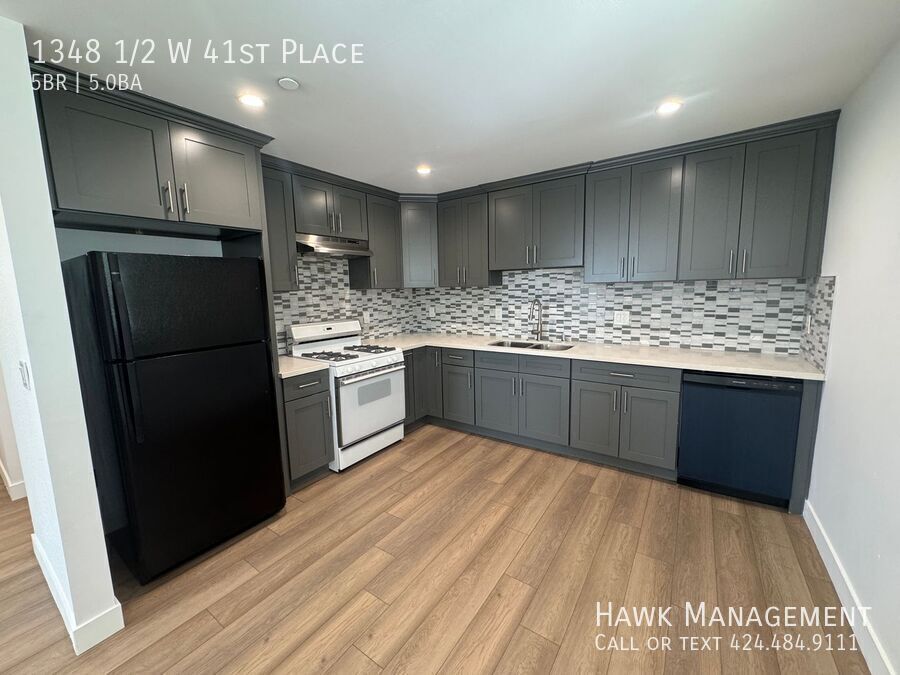 Spacious 5-Bedroom, 5-Bathroom at 1348 1/2 W 41st Place property image