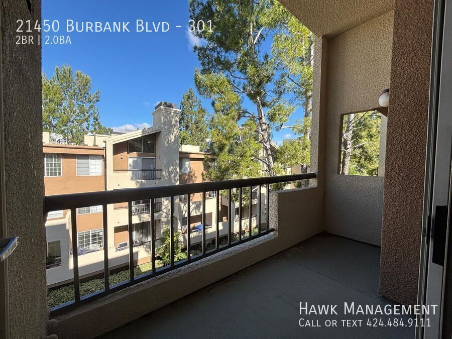 Beautiful 2 Bedroom 2 Bathroom Home in Woodland Hills property image