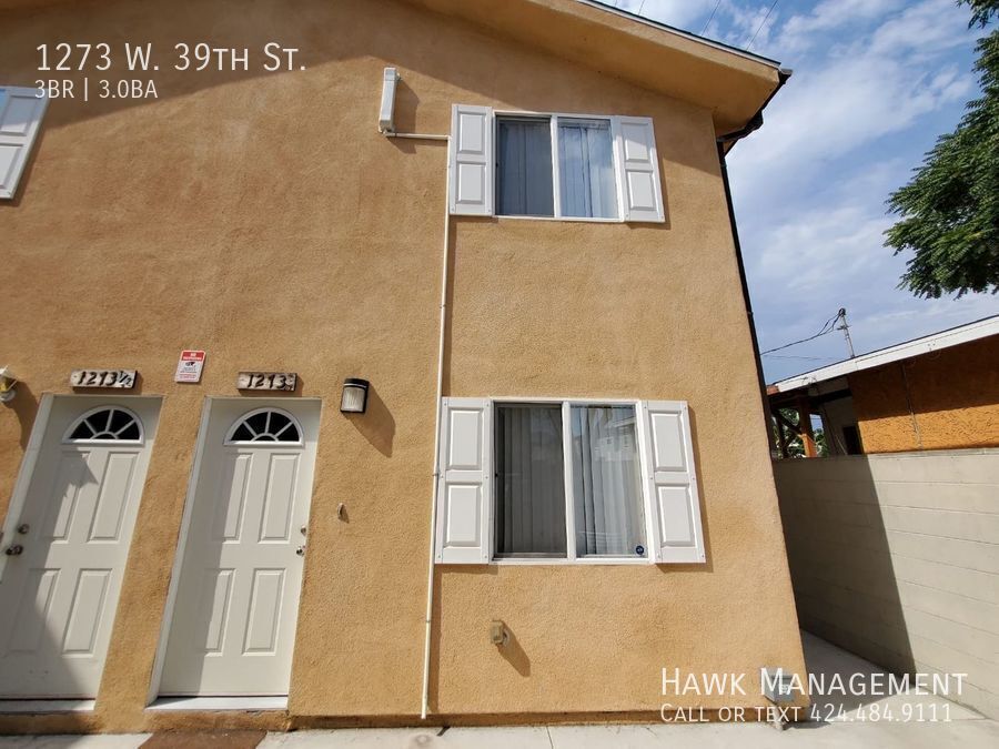 Spacious 3 Bedroom 3 Bath Located In The Heart Of Los Angeles property image