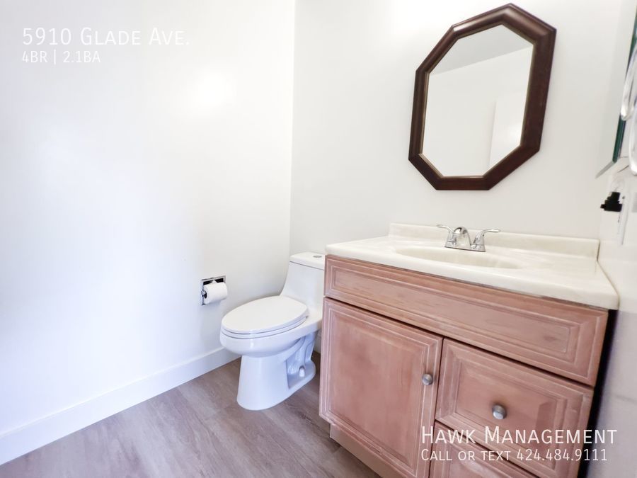 LOCATION, LOCATION, LOCATION! Charming 4-Bedroom Home in Desirable Woodland Hills, CA property image