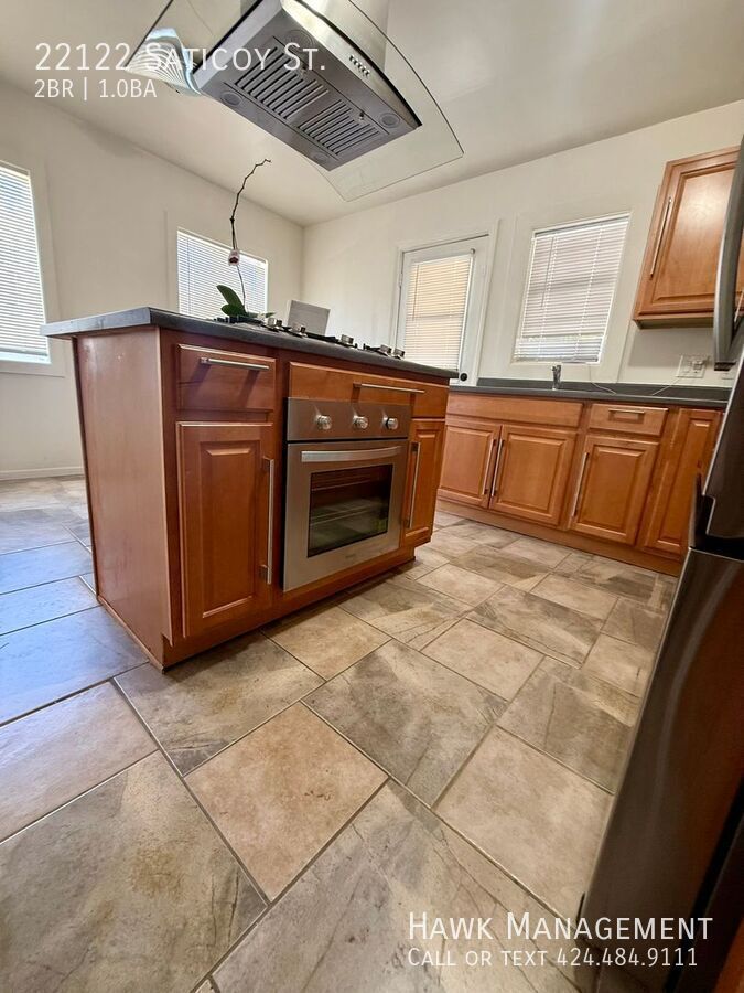 Move-in ready charmer in the heart of Canoga Park! property image
