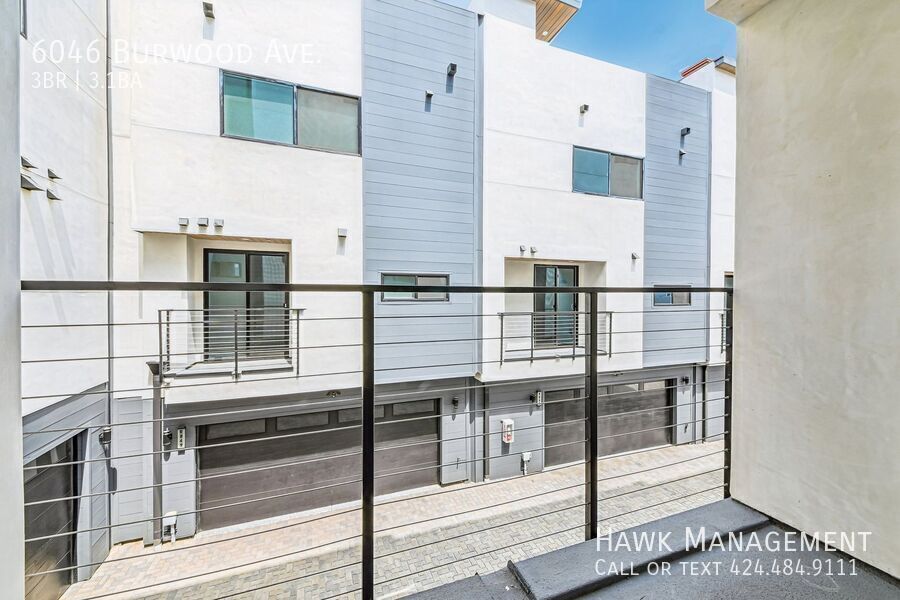Move In Special: Half off First Month's Rent - Modern Luxury 3BD/4BA Home with Rooftop property image