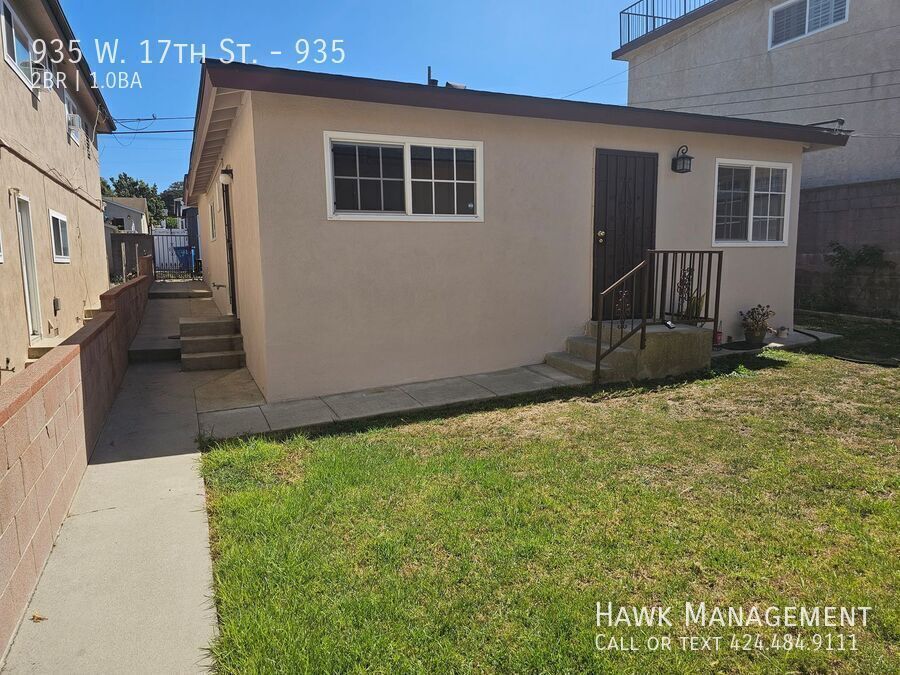 Comfortable 2-Bedroom Home with Garage & Additional Parking Available Now! property image