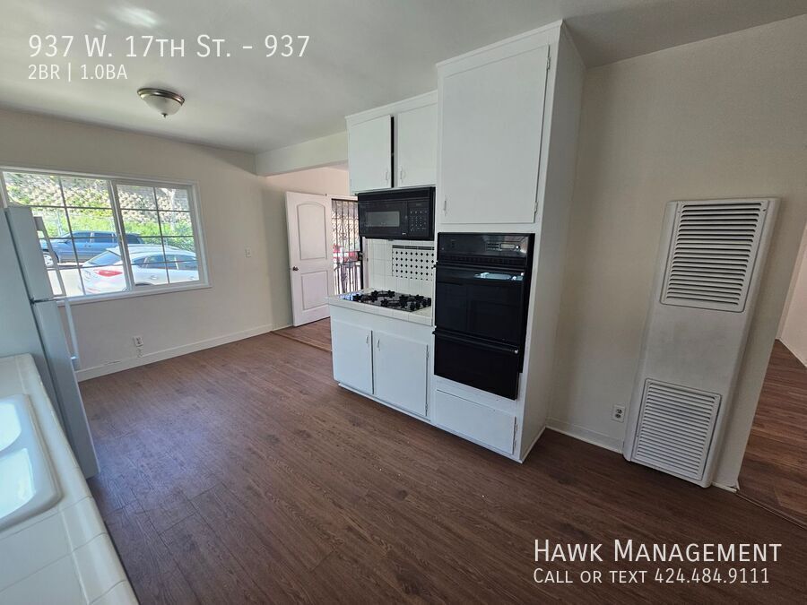 Charming 2-Bedroom Detached Home with Off-Street Parking property image