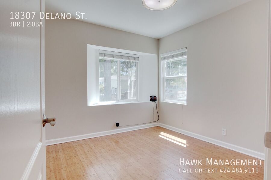 Beautiful 3 bedroom, 2 bathroom house in Tarzana. property image