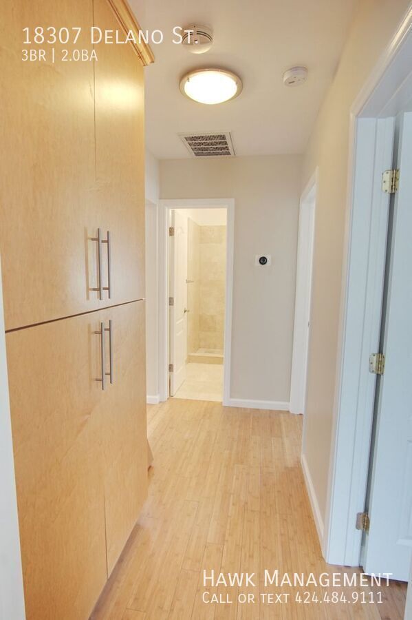 Beautiful 3 bedroom, 2 bathroom house in Tarzana. property image