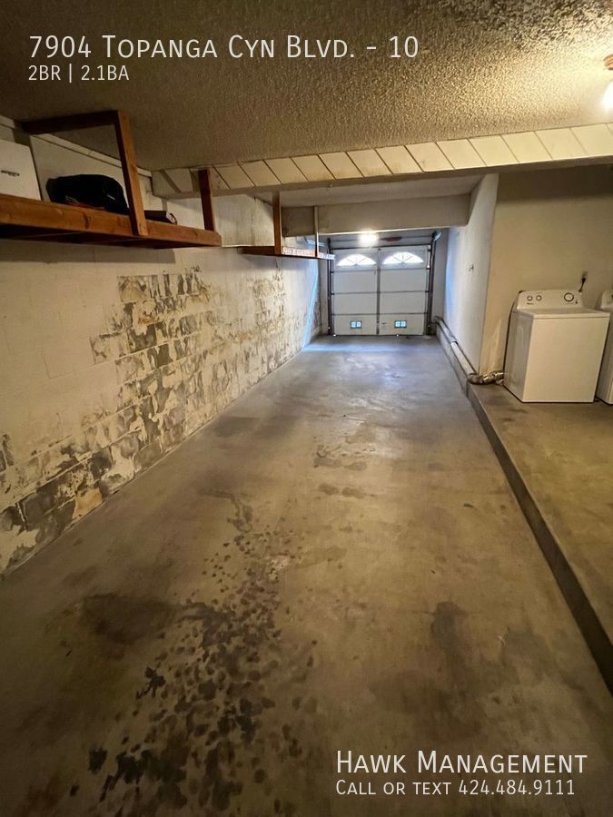 Gorgeous 2 Bedroom 2 1/2 Bath Condo With a Spacious Layout in Canoga Park! property image